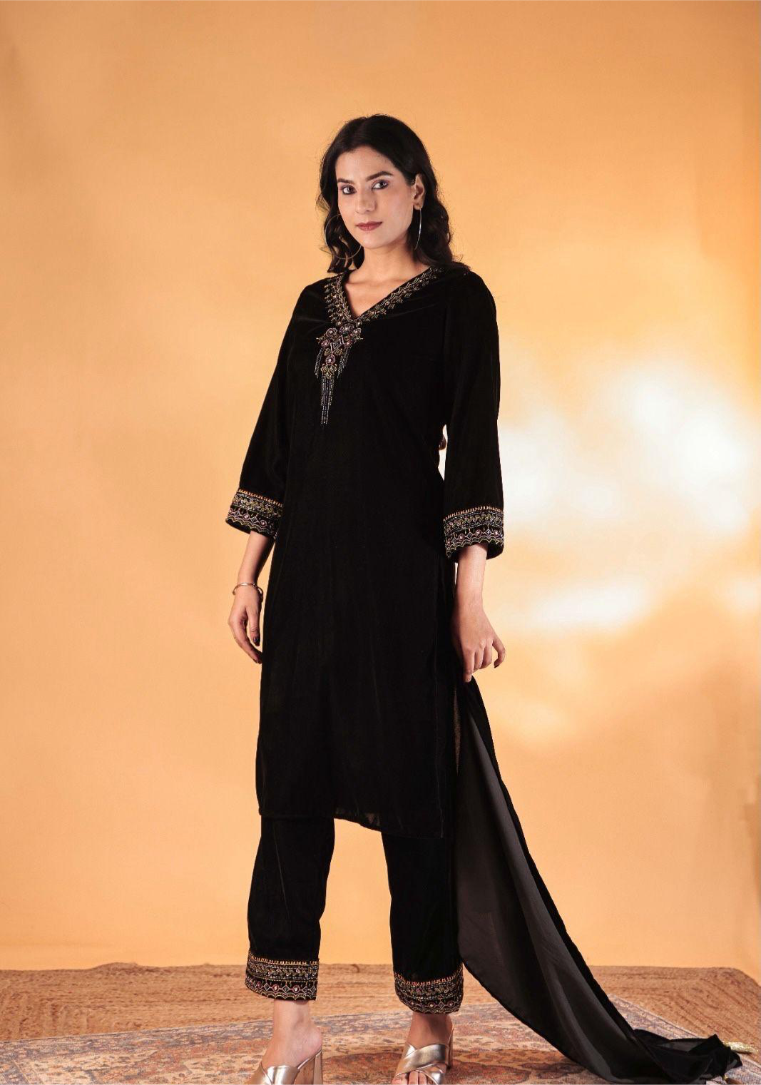 Black Velvet Cord Set & Stole Dupatta Hand work detail