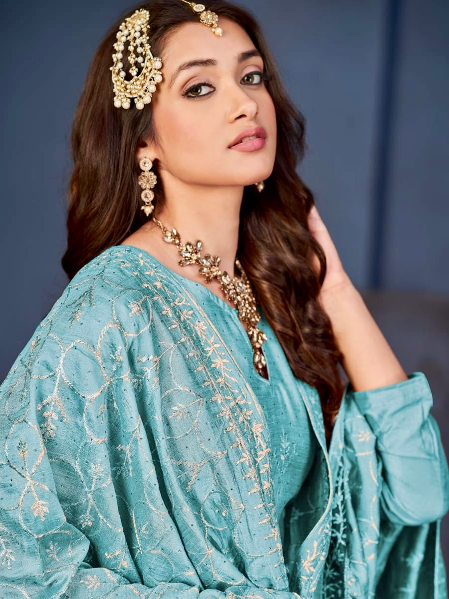 Salwar Kameez & Duppatta. Kinza. Plus Size available.