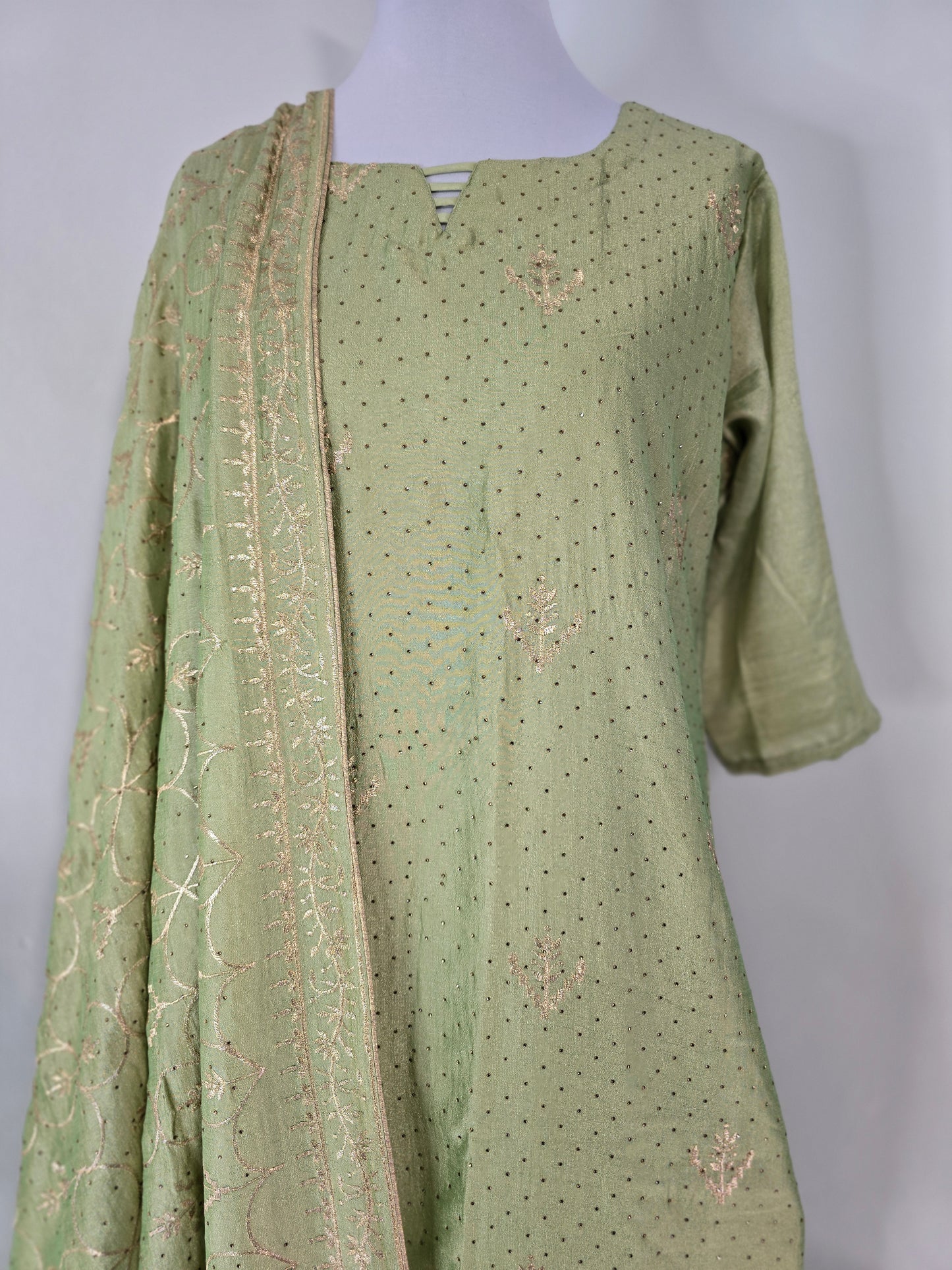 Salwar Kameez & Duppatta. Kinza. Plus Size available.