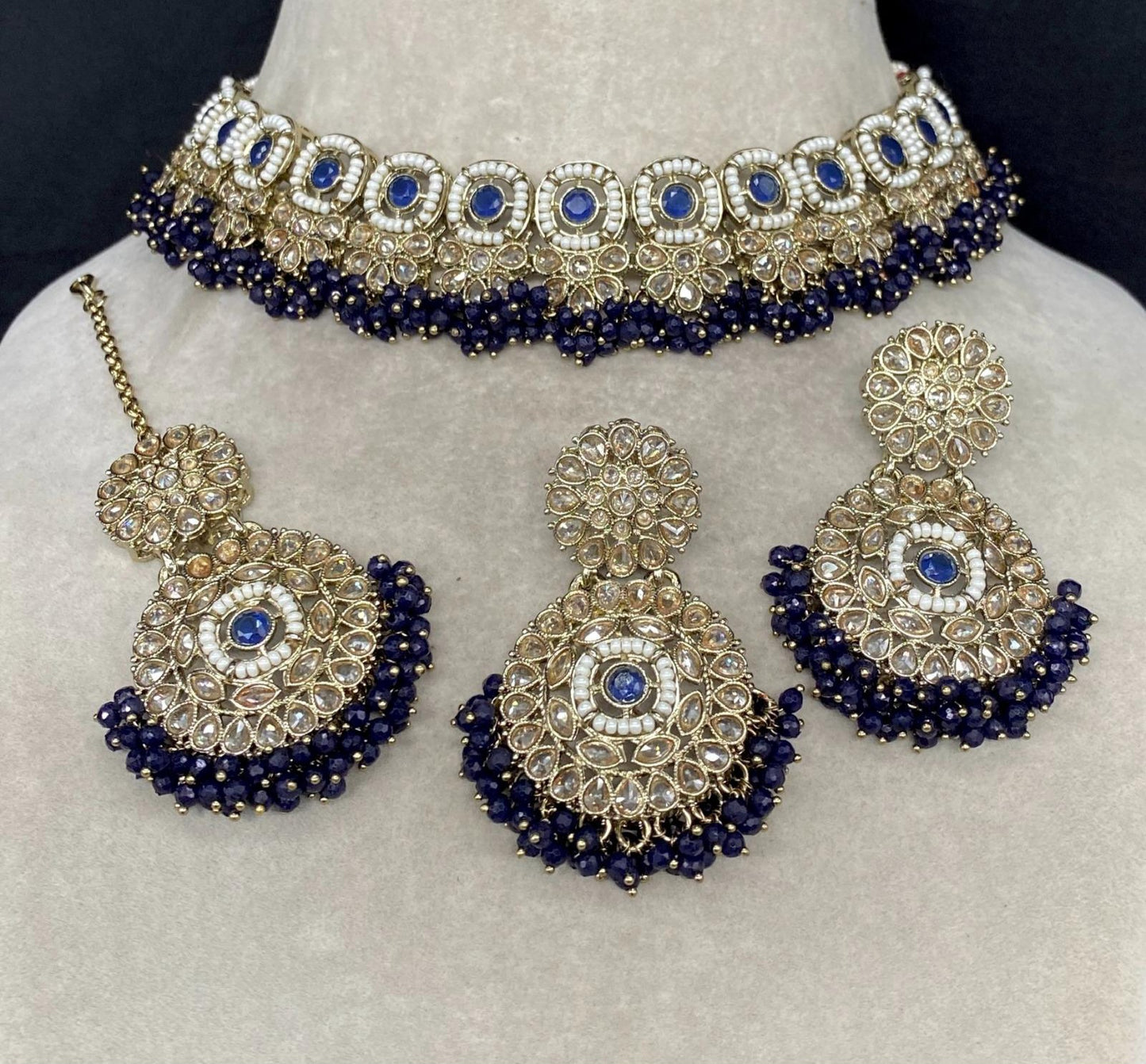Choker Necklace, Earring & Tikka Pure brass.