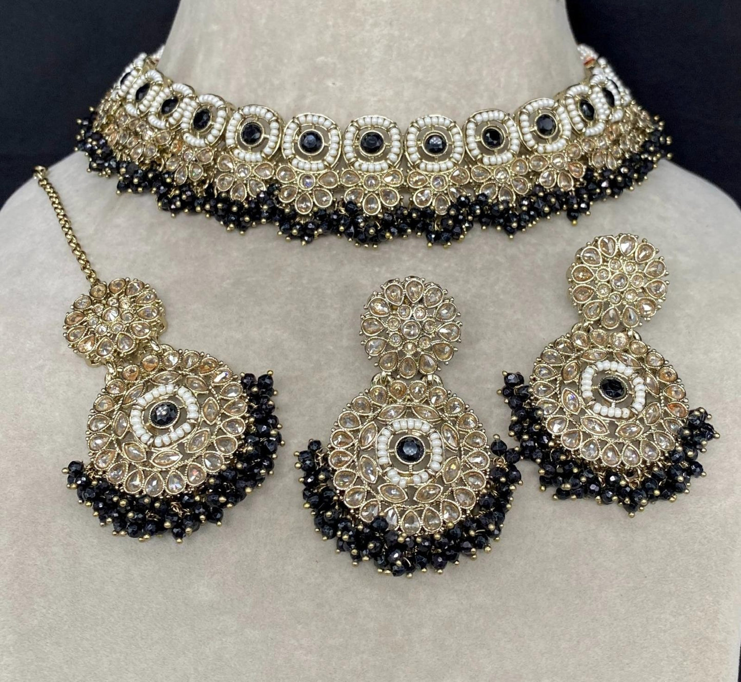 Choker Necklace, Earring & Tikka Pure brass.