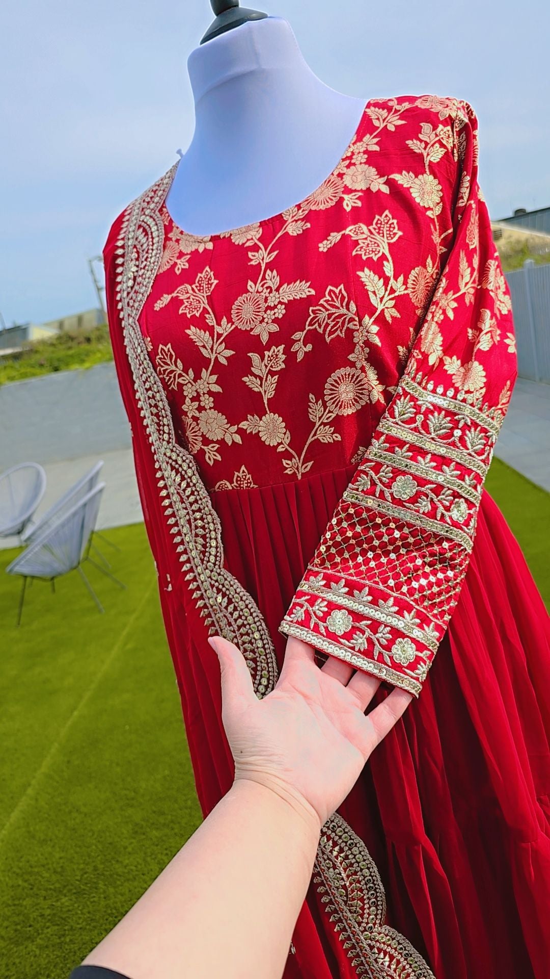 Anarkali Gown & Duppatta. Rani