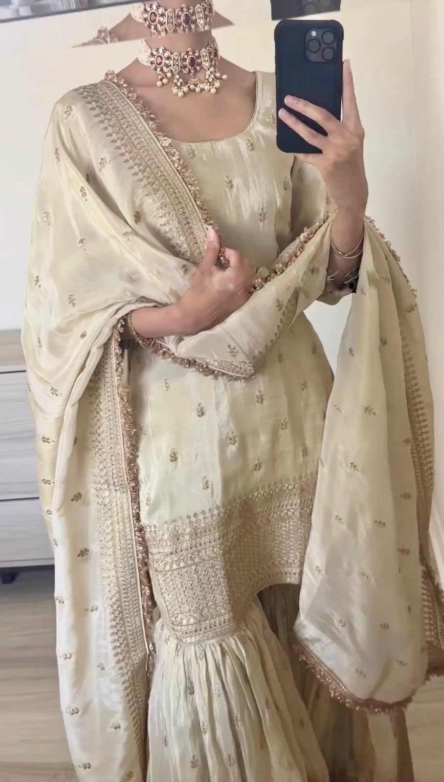 Gharara Kurti & Duppatta. Inaya