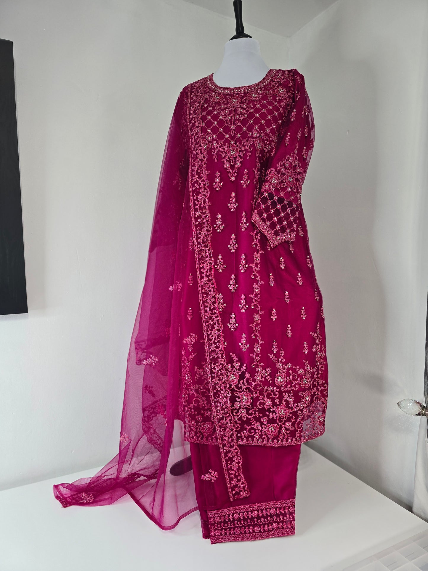 Salwar Kameez &Duppatta. Pakistani, Indian party wear. Fully stitched
