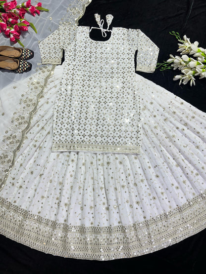 Lehenga, Kurti & Duppatta. White Reem