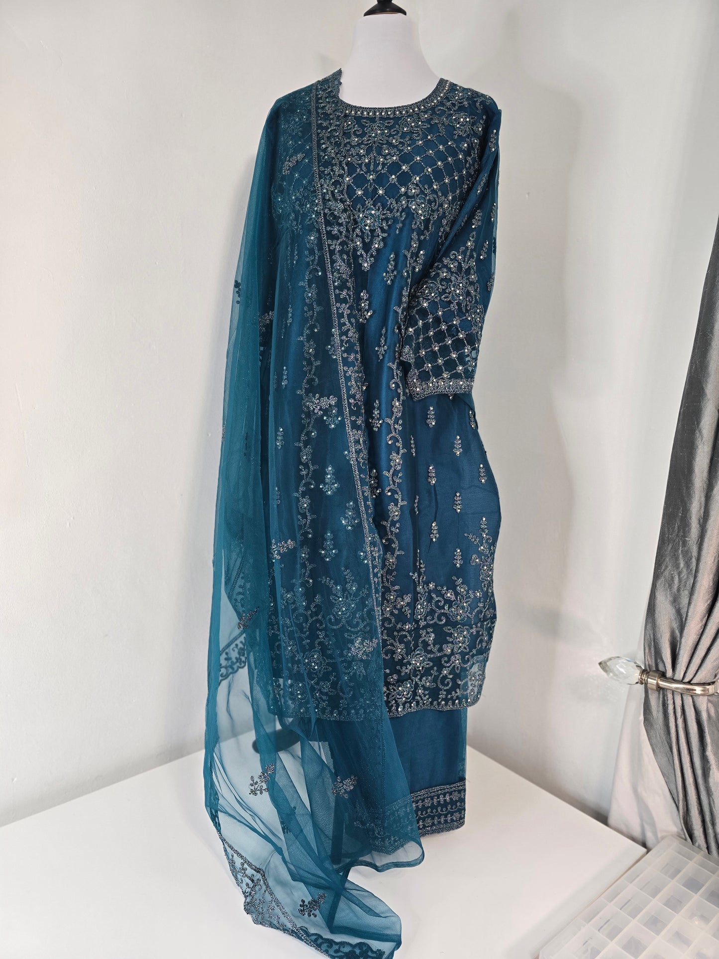 Salwar Kameez &Duppatta. Pakistani, Indian party wear. Fully stitched